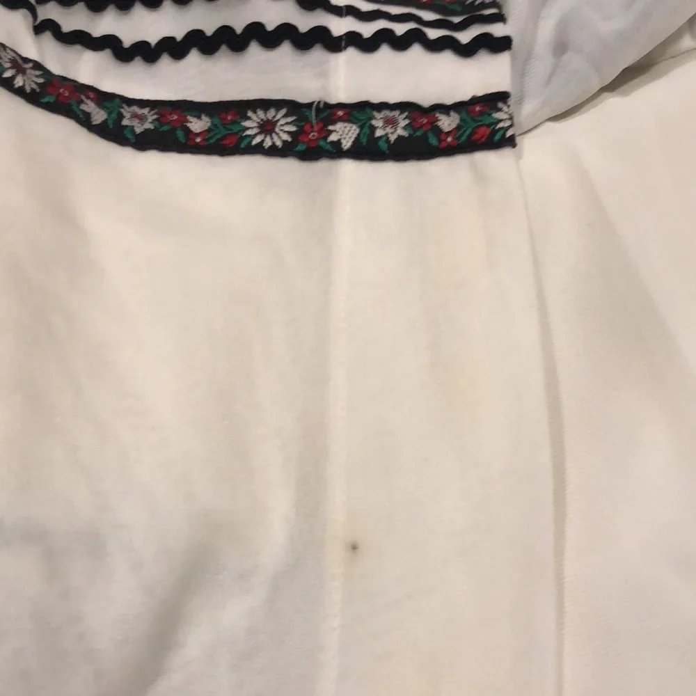 VINTAGE SNAP BUTTON NIGHTGOWN BISHOP SLEEVES WHITE SIZE SMALL TO MEDIUM - Picture 13 of 14